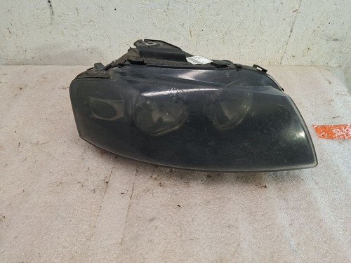 Audi 2003 vorne - 8p,